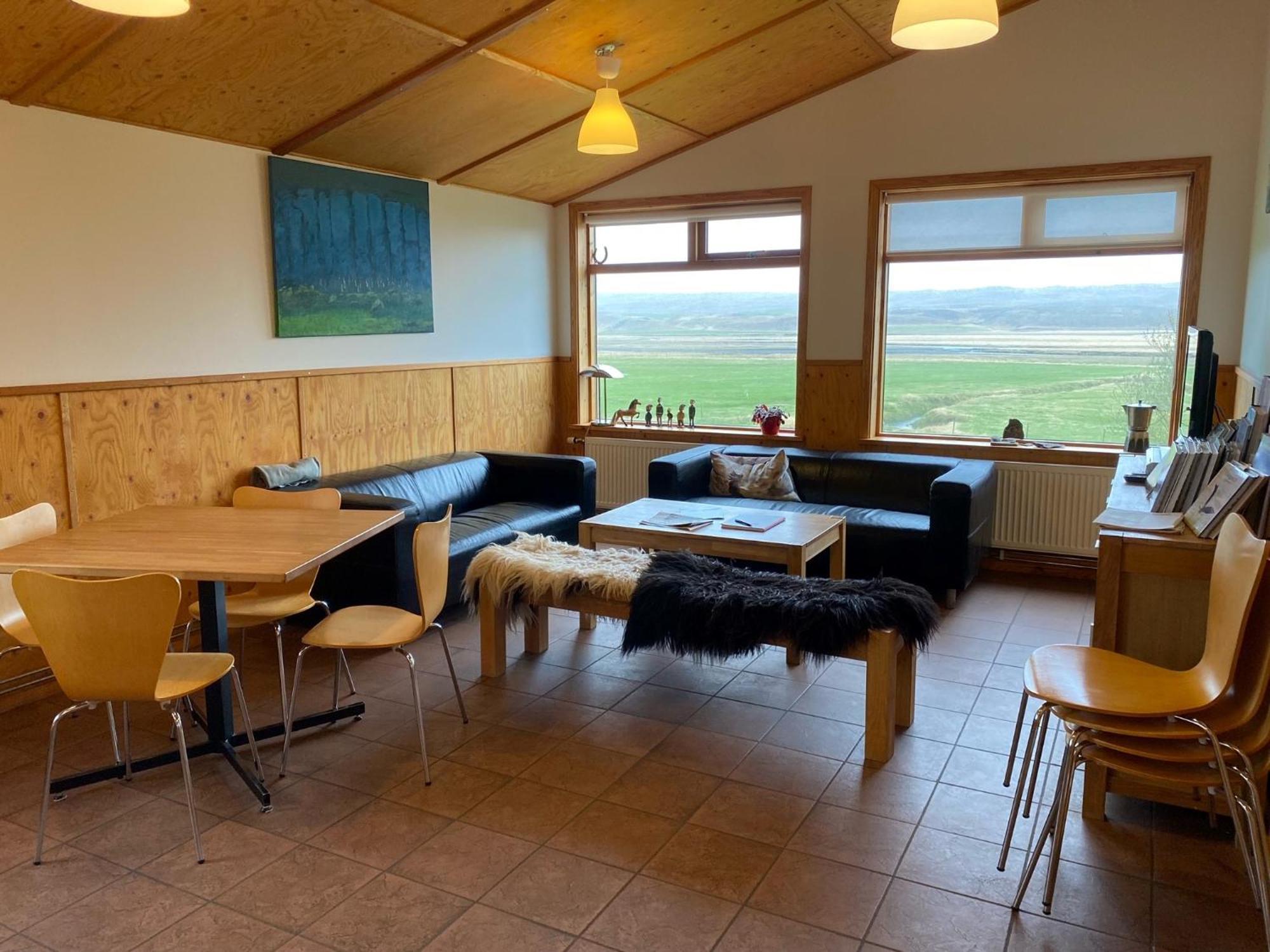 Brekkulaekur Guesthouse Hunathing Vestra Exterior foto